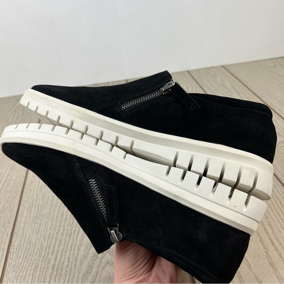 Aqua College Flivia Women's Suede Waterproof Slip-On Sneakers 11M Black $99 - Picture 3 of 8